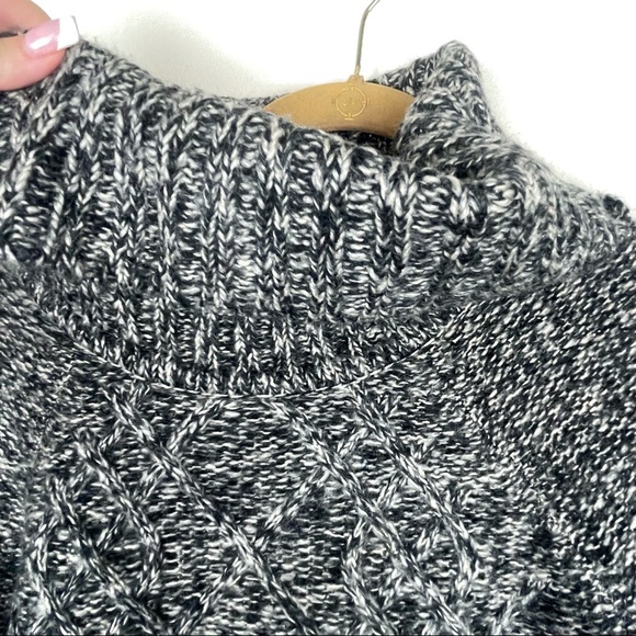Verve Ami Black and White Cowl Neck Cable Knit Sweater Size M - Picture 4 of 8